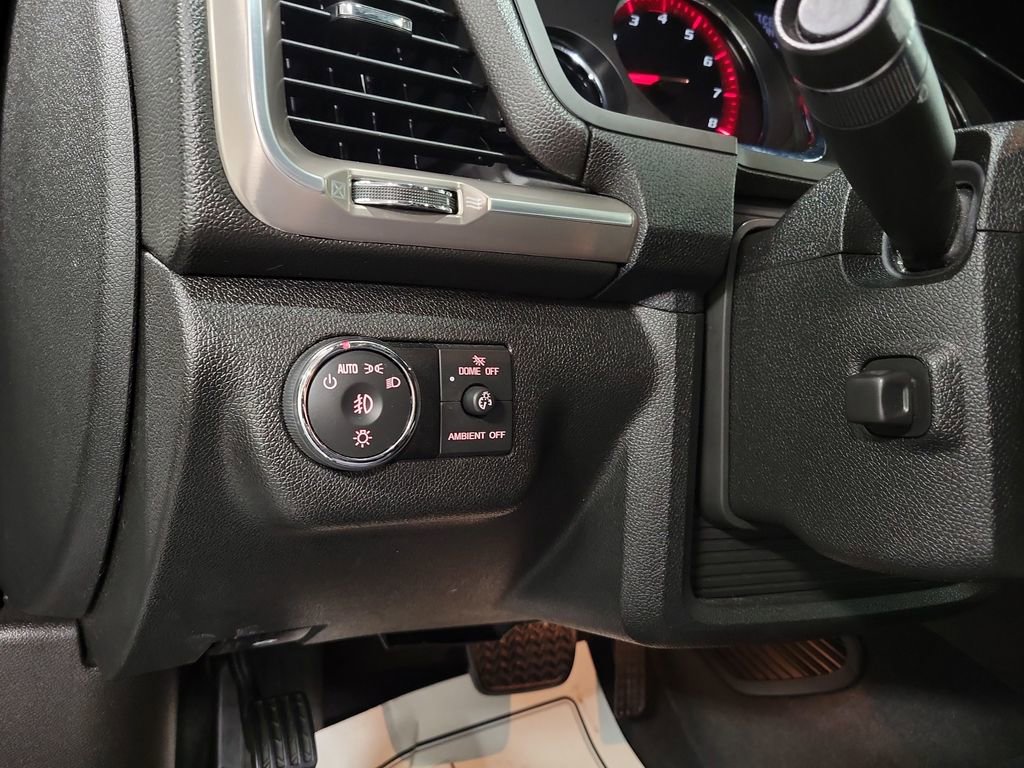 Used 2015 GMC Acadia Denali image 22