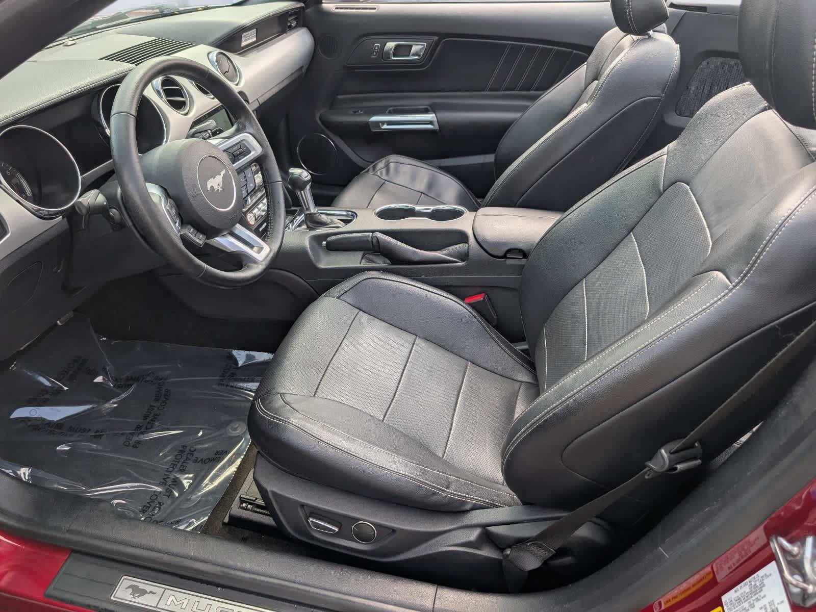 Used 2016 Ford Mustang GT Premium w/ Equipment Group 401A RWD image 17