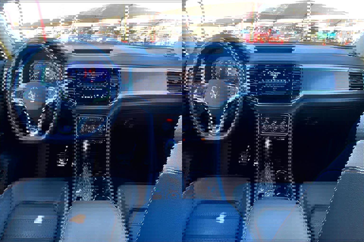 Used 2021 Volkswagen Atlas SEL Premium image 16