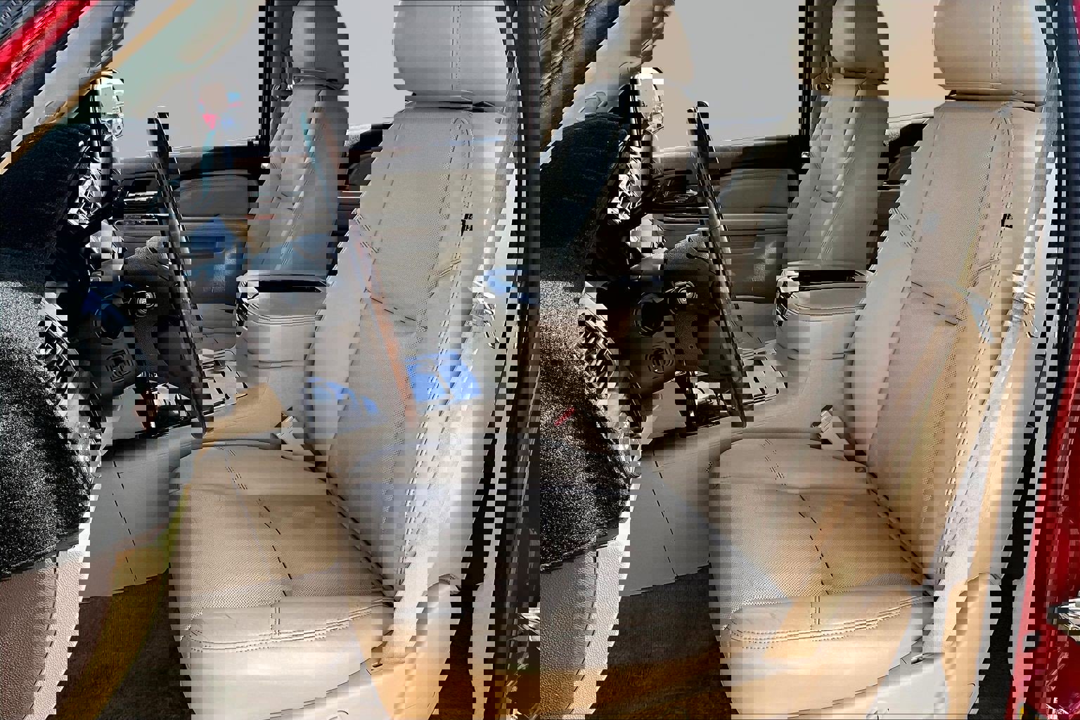 Used 2014 GMC Yukon XL Denali image 21