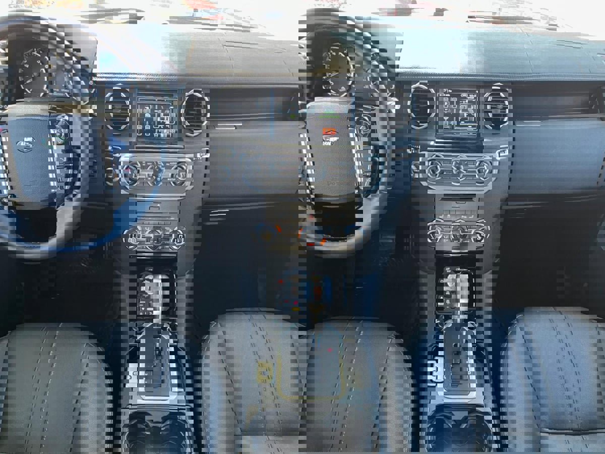 Used 2013 Land Rover LR4 HSE image 45