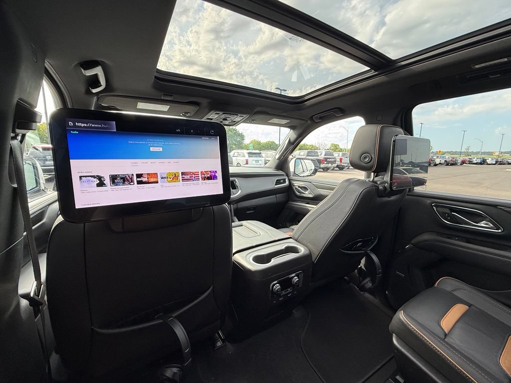 Used 2023 GMC Yukon XL AT4 w/ AT4 Premium Package AWD/4WD image 25