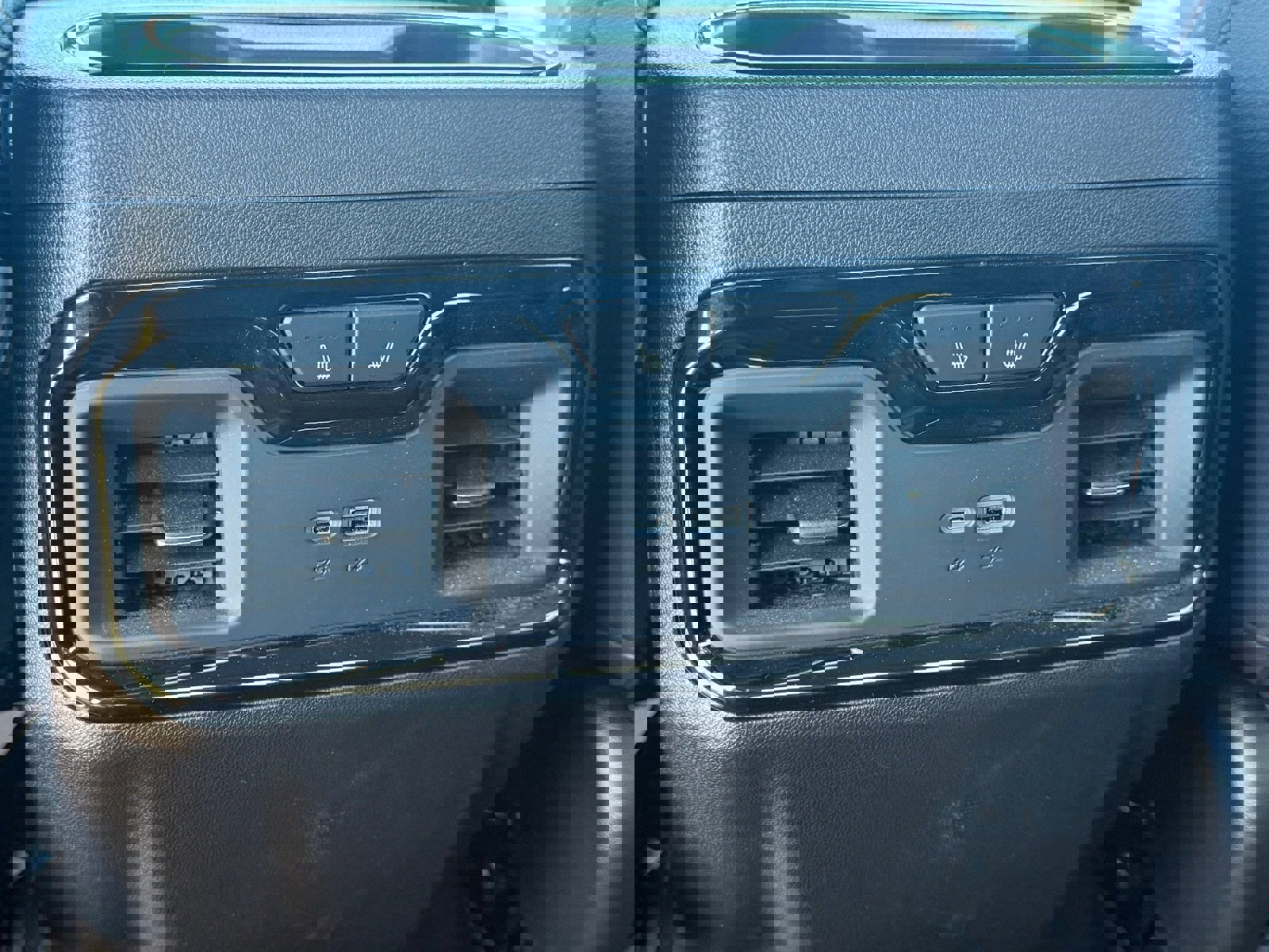 New 2025 GMC Sierra 1500 AT4 w/ AT4 Premium Package image 28