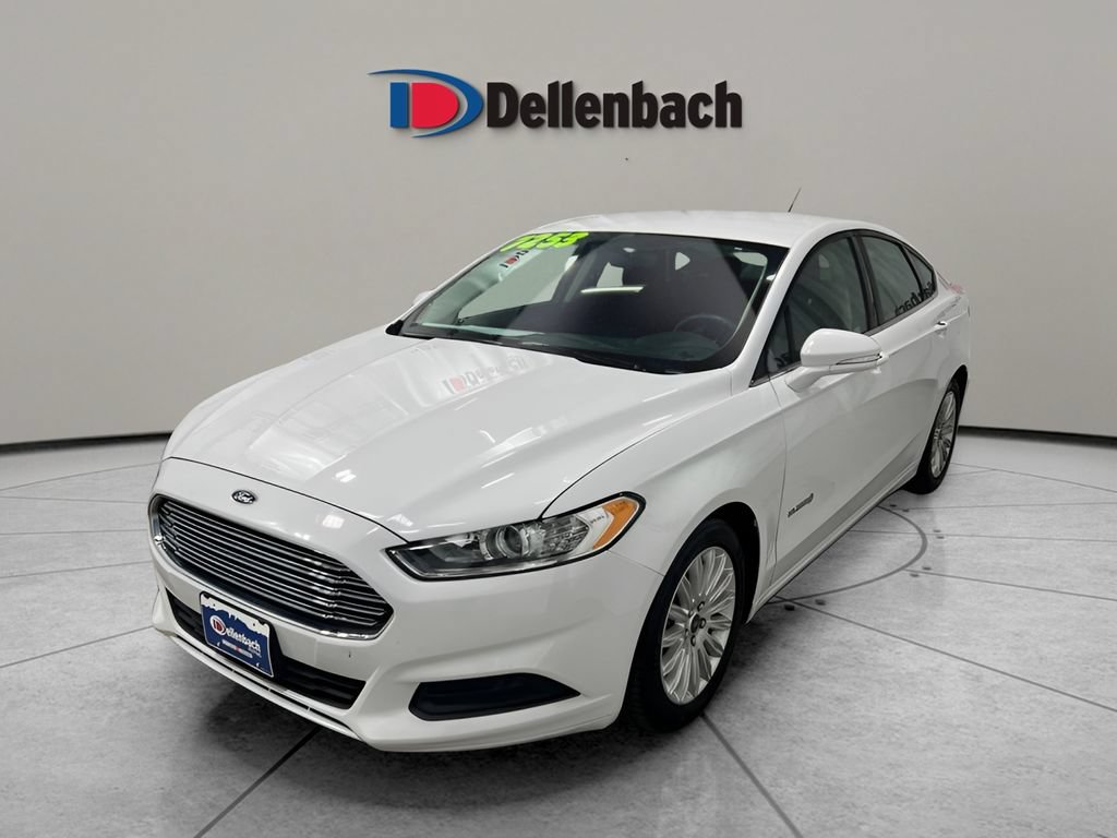 Used 2015 Ford Fusion SE FWD image 1
