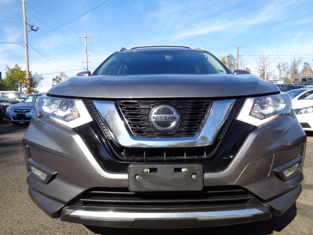 Used 2020 Nissan Rogue SL w/ Premium Package image 2