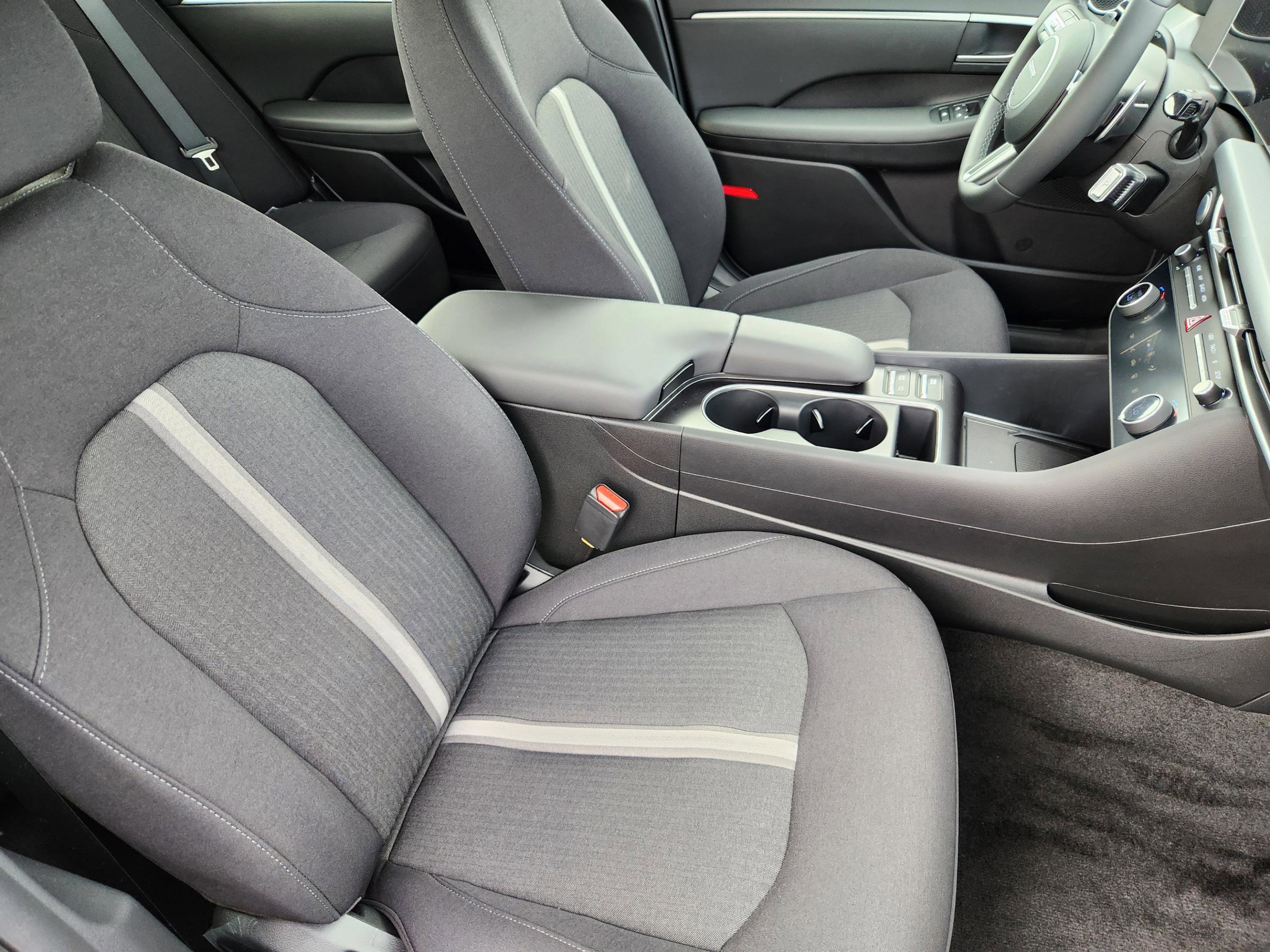 New 2025 Hyundai Sonata SEL image 19