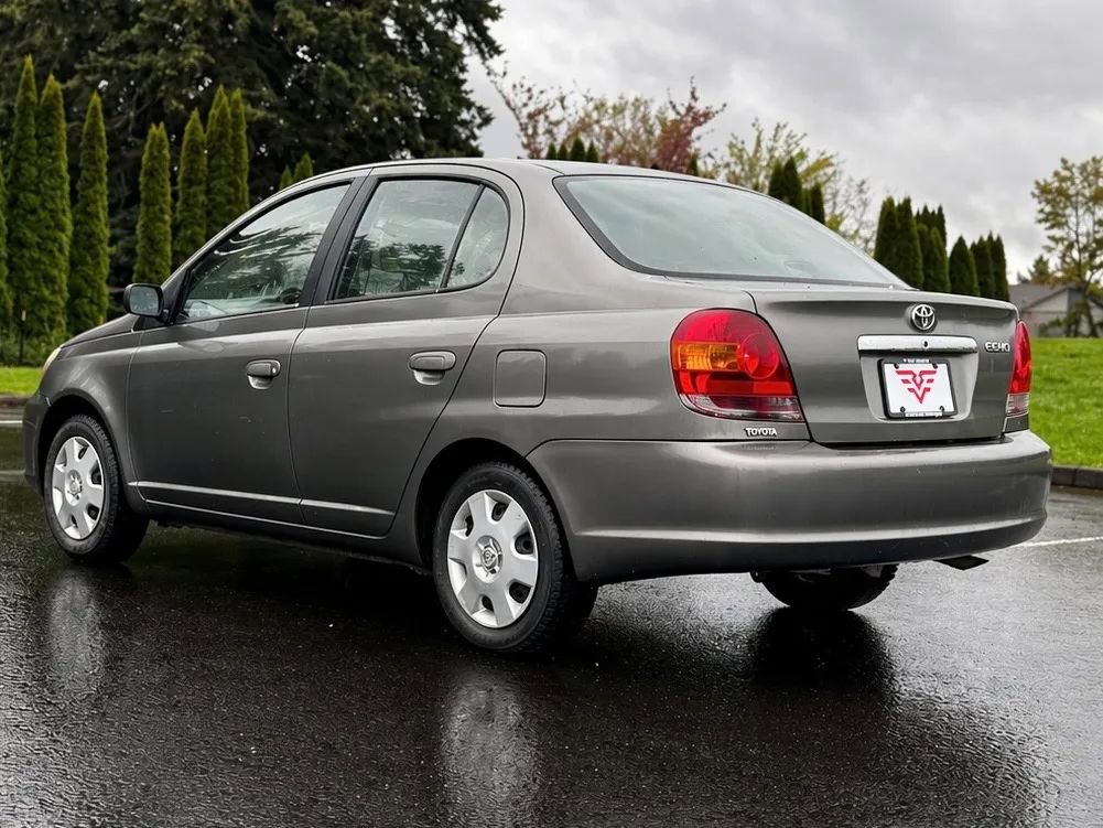 Used 2003 Toyota Echo Sedan FWD image 4