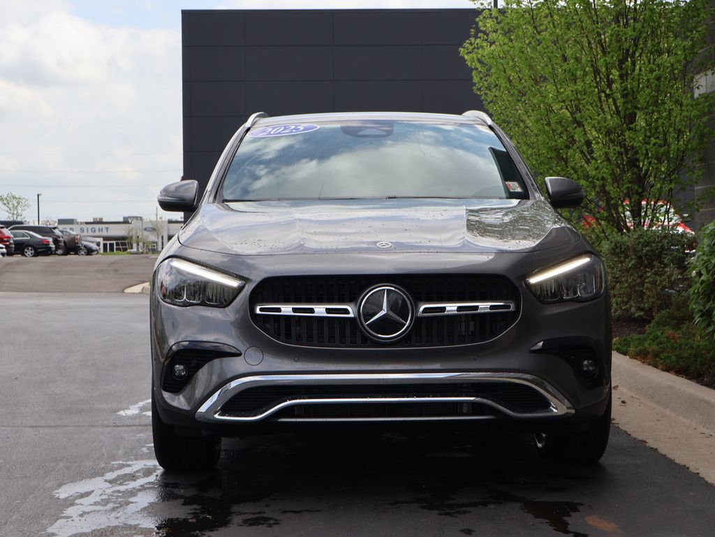 Certified 2025 Mercedes-Benz GLA 250 4MATIC image 2