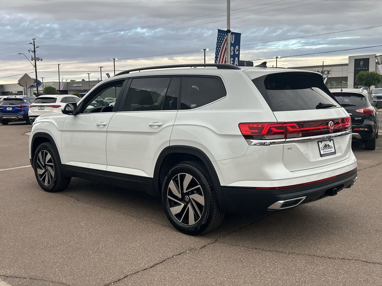 New 2026 Volkswagen Atlas SE image 4