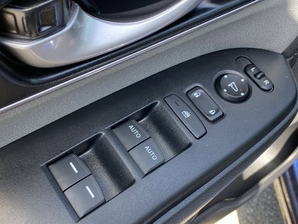 Used 2022 Honda CR-V EX image 23