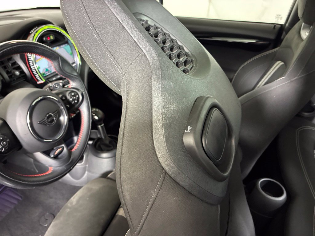 Used 2019 MINI Cooper John Cooper Works w/ Signature Upholstery Package FWD image 24