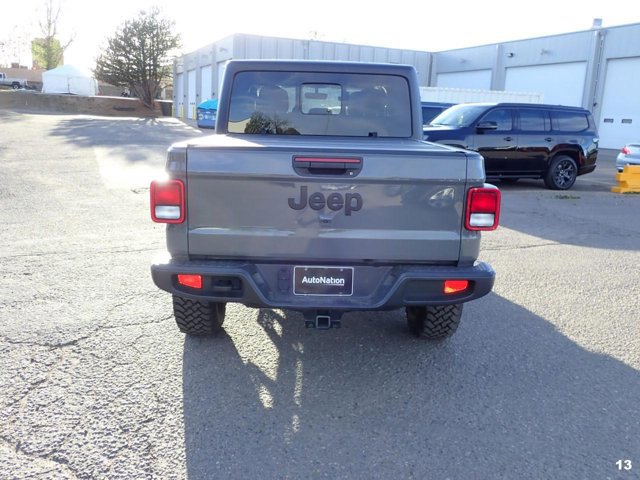 Used 2021 Jeep Gladiator Willys image 8