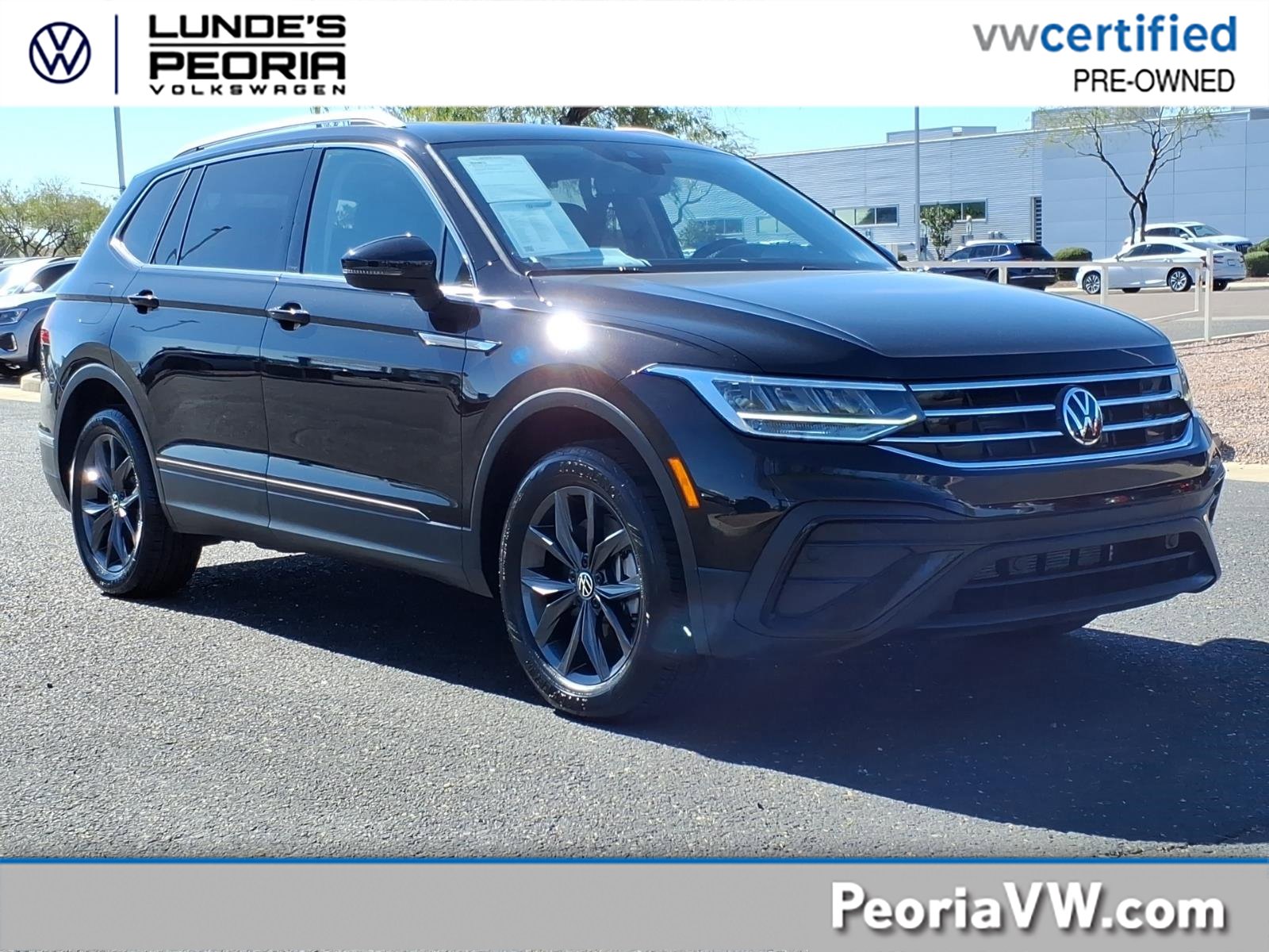 Certified 2023 Volkswagen Tiguan SE w/ Panoramic Sunroof Package image 1