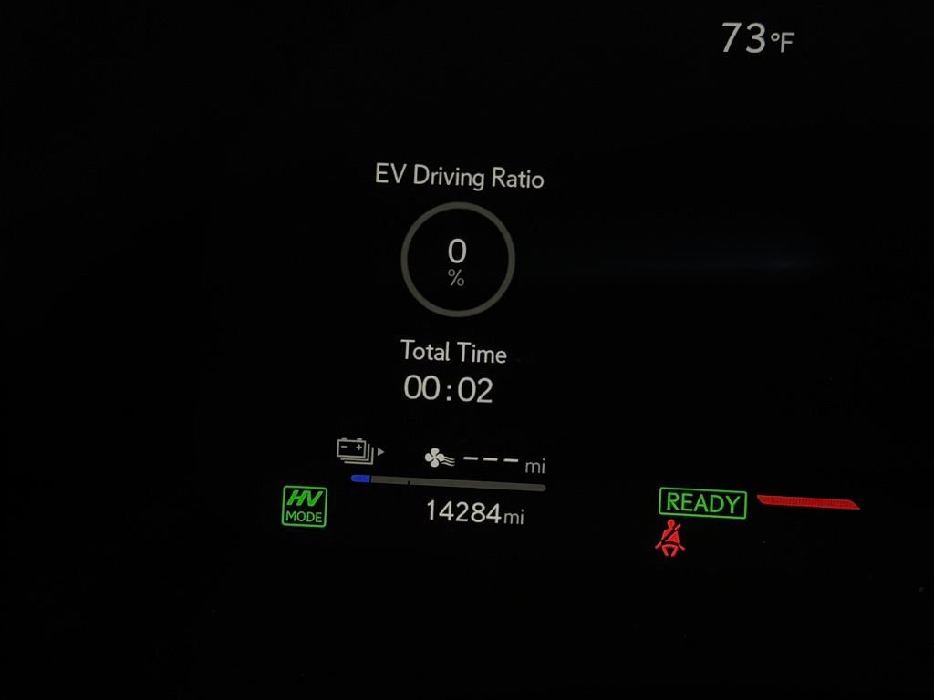 Used 2025 Lexus TX 550h AWD Plug-In Hybrid w/ Technology Package image 15
