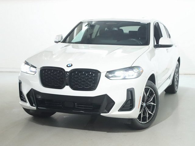 Used 2024 BMW X4 xDrive30i w/ Premium Package AWD/4WD image 3