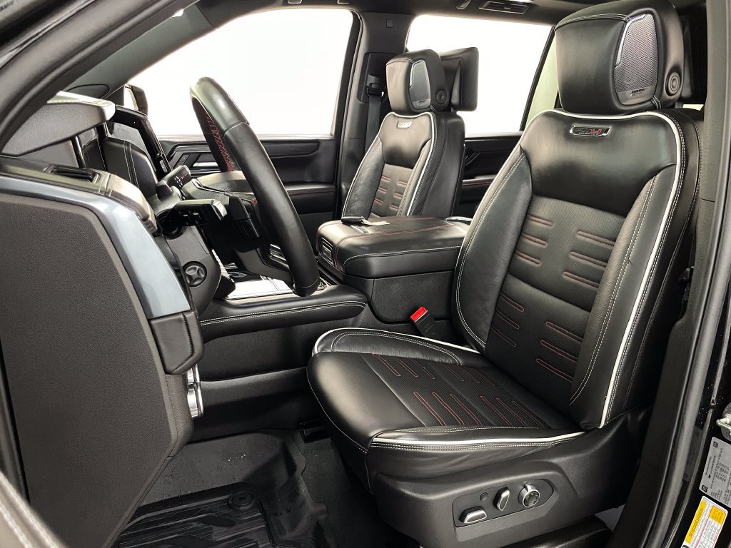 Certified 2026 GMC Yukon XL AT4 Ultimate w/ LPO, Floor Liner Package AWD/4WD image 35