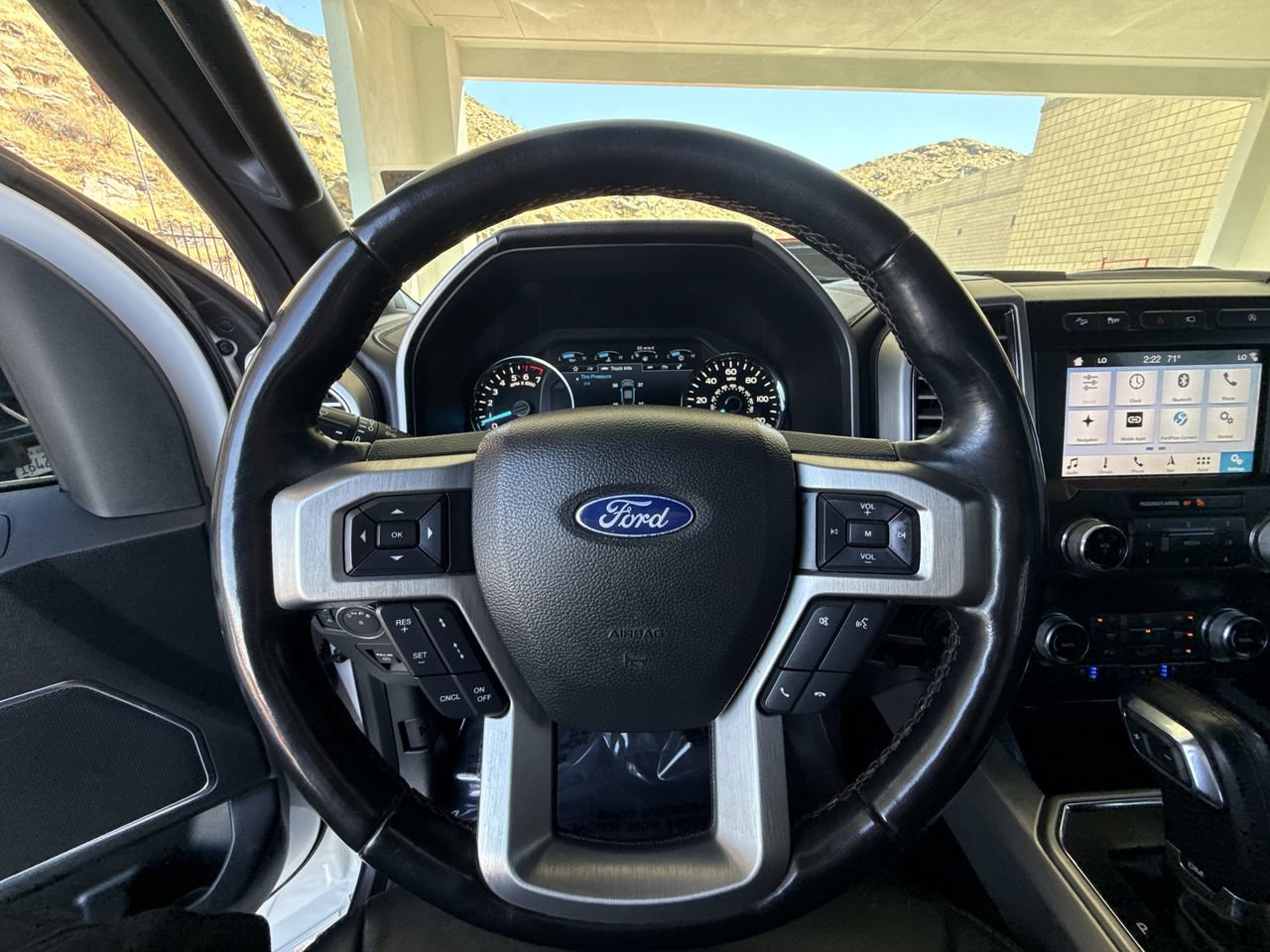 Used 2019 Ford F150 Platinum w/ Equipment Group 701A Luxury AWD/4WD image 8
