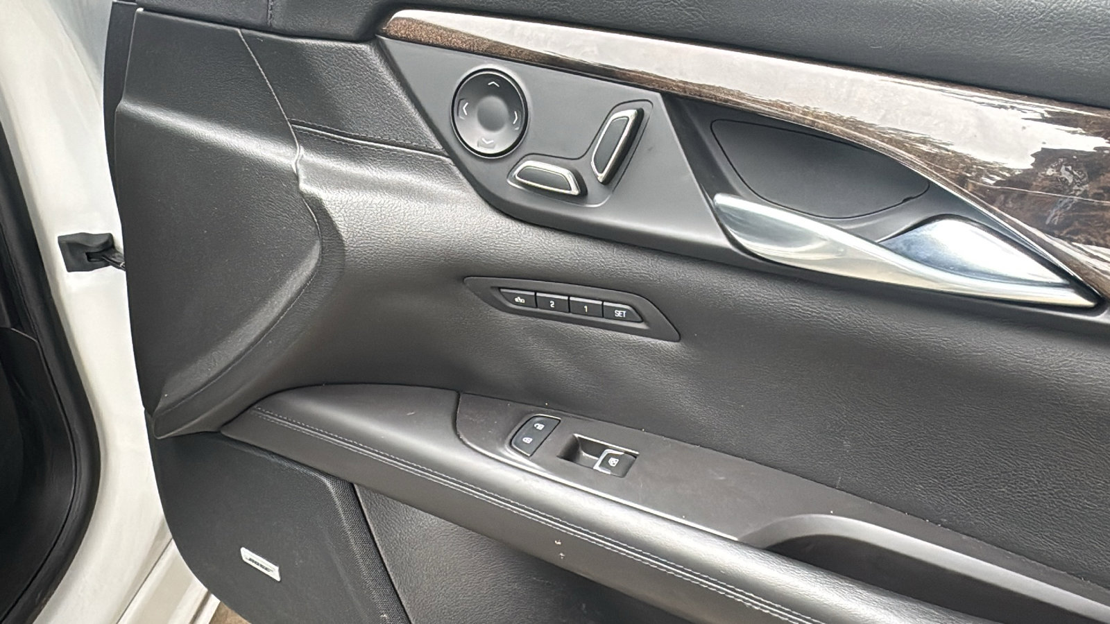 Used 2016 Cadillac CT6 Luxury w/ Active Chassis Package image 33