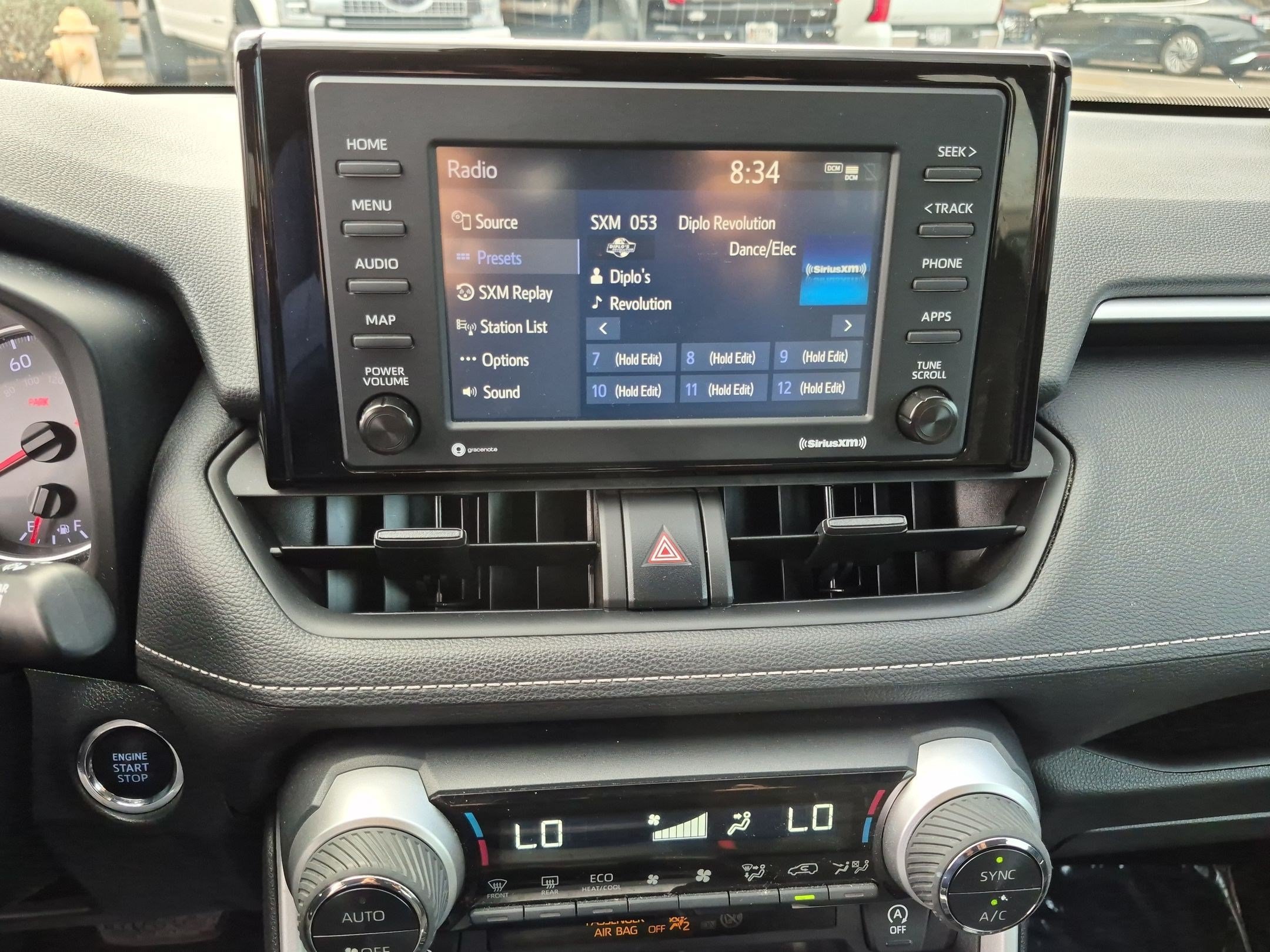 Used 2021 Toyota RAV4 XLE w/ Carpet Mat Package (TMS) FWD image 18