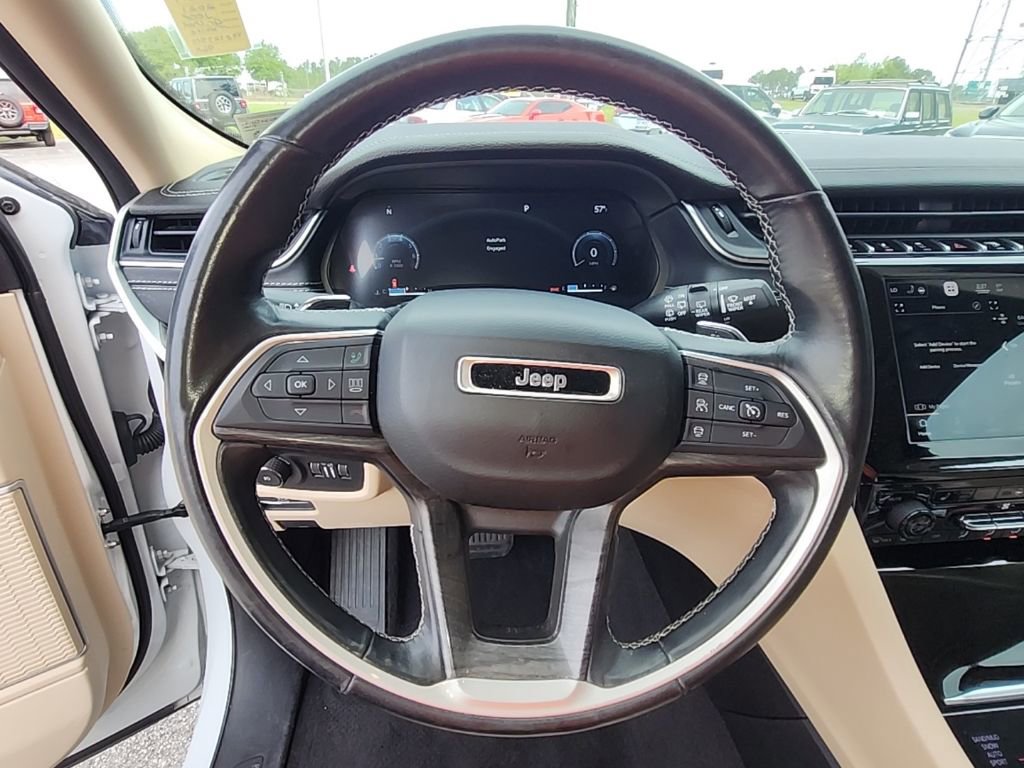 Certified 2021 Jeep Grand Cherokee L Limited AWD/4WD image 8