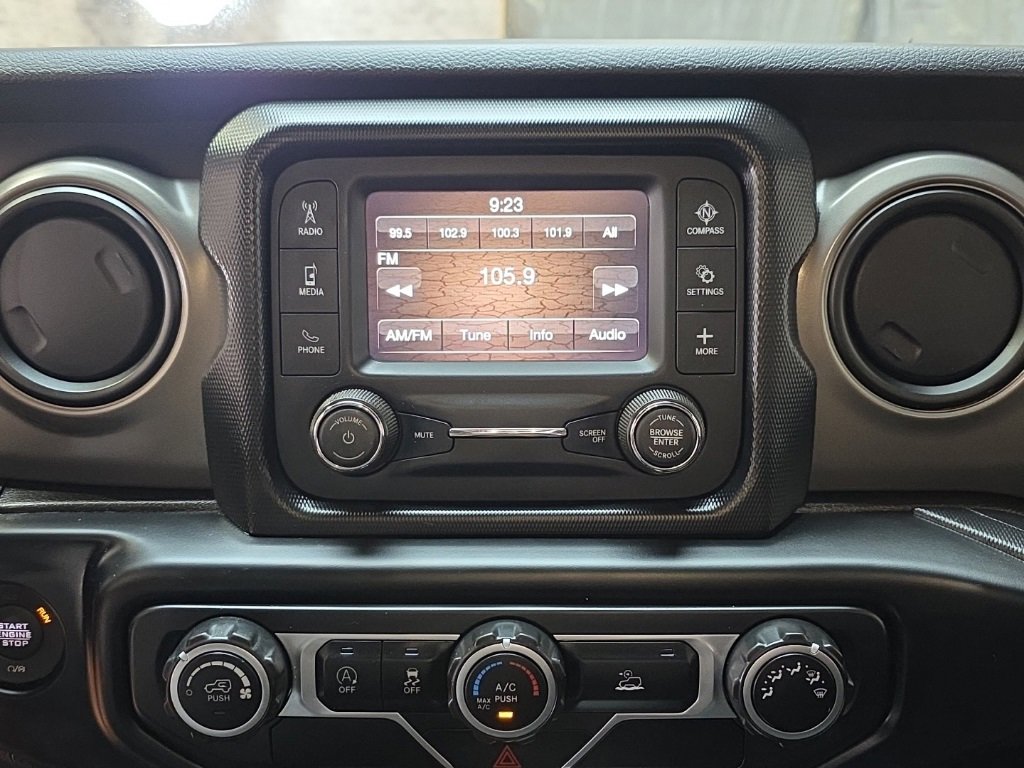 Used 2021 Jeep Wrangler Sport image 22