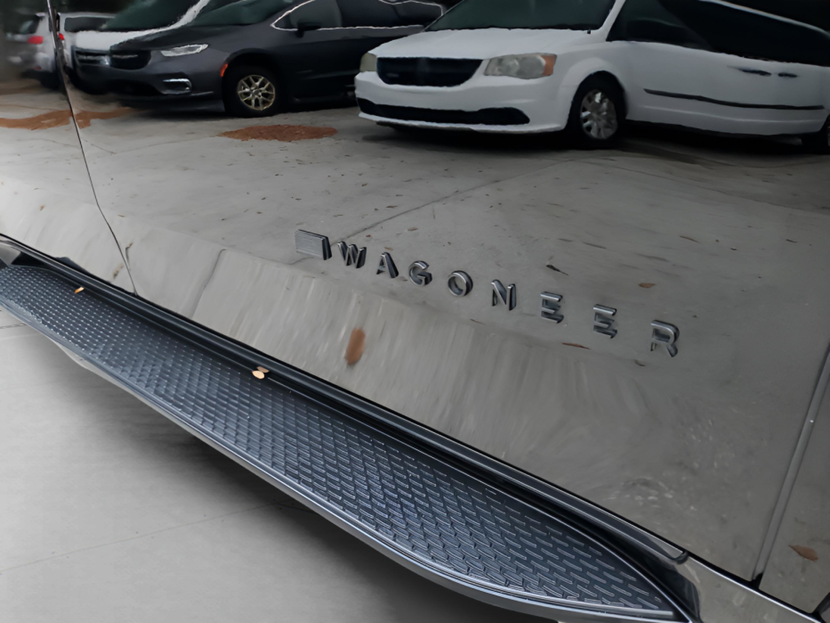 Used 2023 Jeep Wagoneer Series II image 7