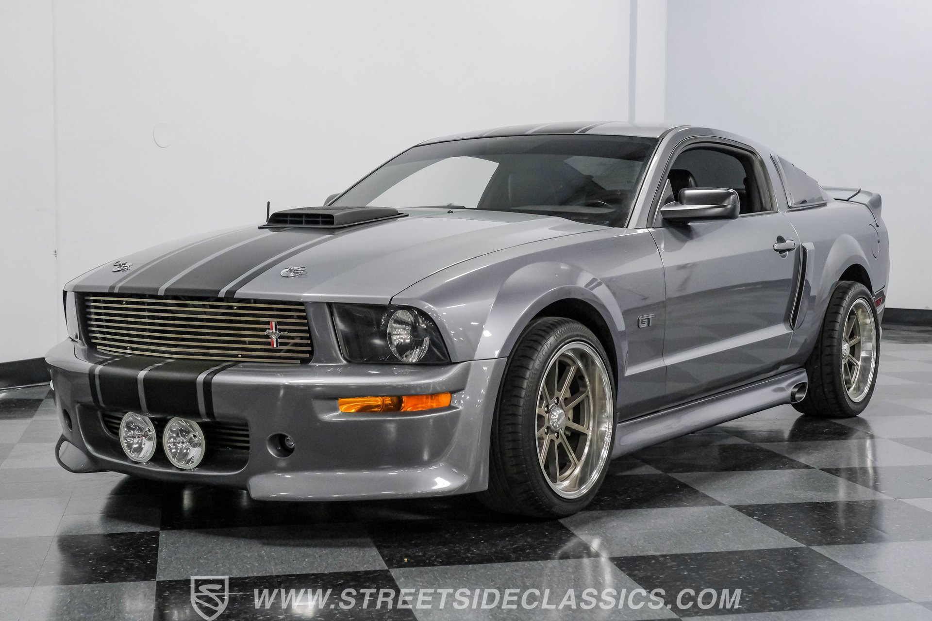 Used 2006 Ford Mustang GT image 18