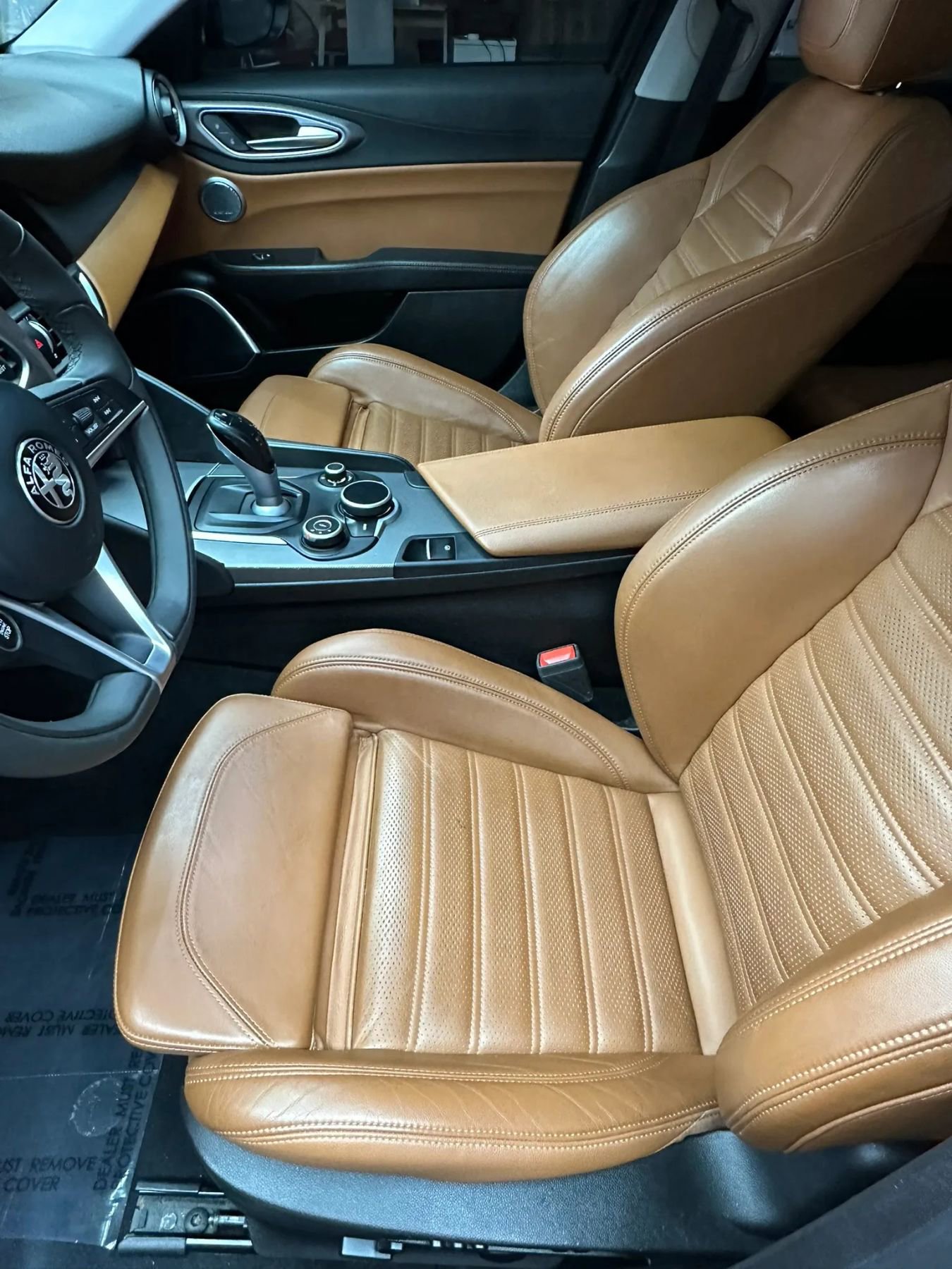 Used 2017 Alfa Romeo Giulia Ti w/ TI 19" Sport Package RWD image 14