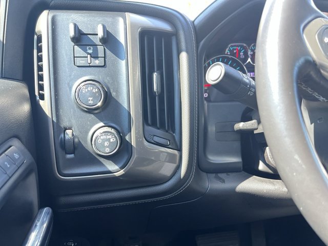 Used 2018 Chevrolet Silverado 2500 High Country w/ Duramax Plus Package AWD/4WD image 18
