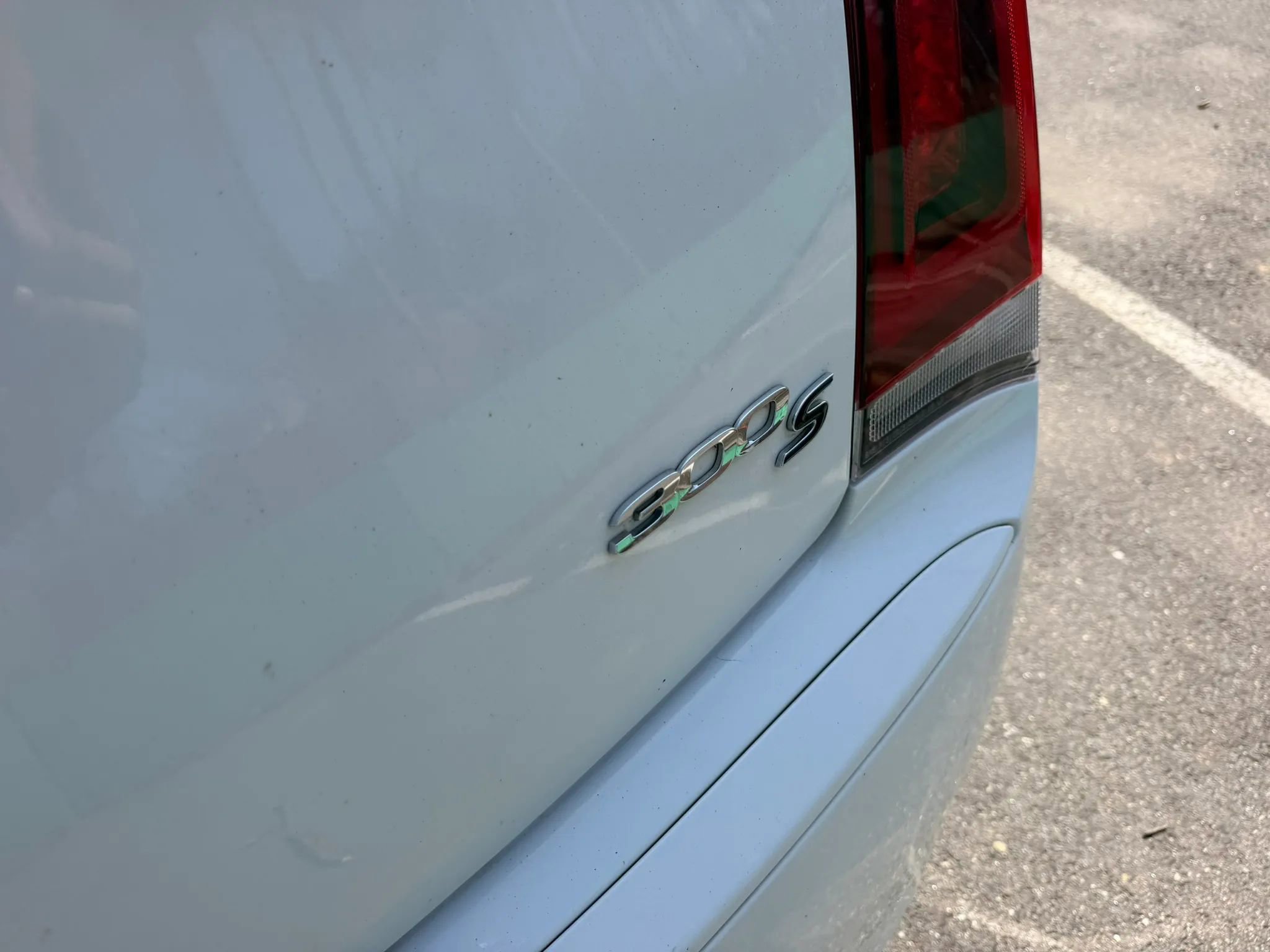 Used 2016 Chrysler 300 S image 13