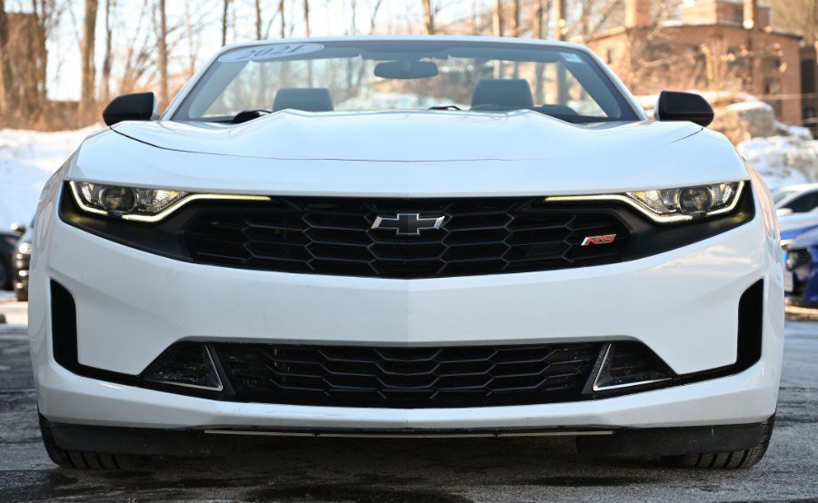 Used 2021 Chevrolet Camaro LT w/ RS Package image 8
