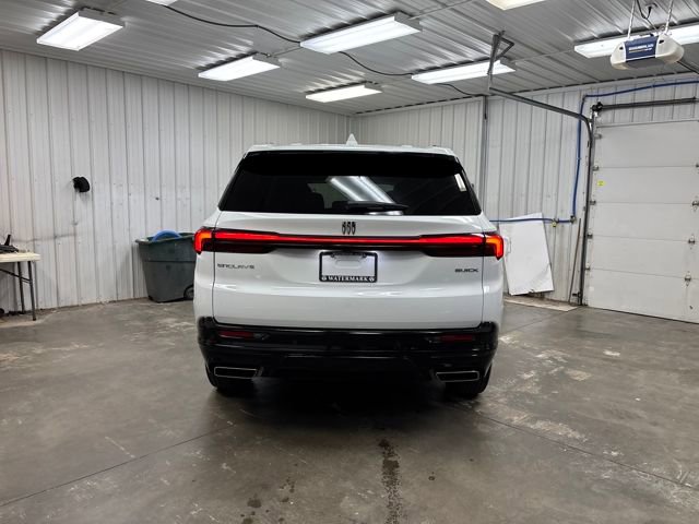 Used 2025 Buick Enclave Sport Touring image 4