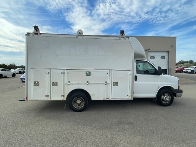 Used 2015 Chevrolet Express 3500 RWD image 6
