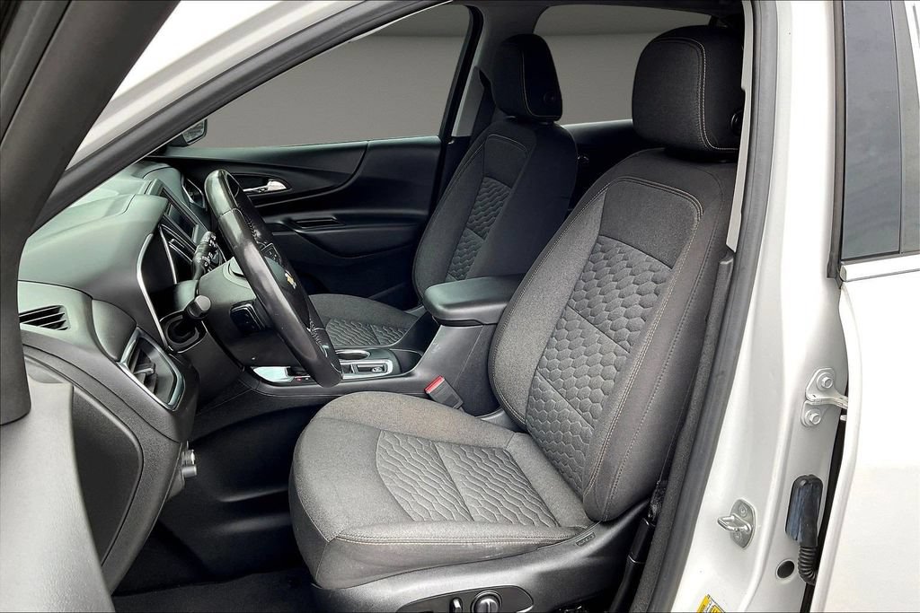 Used 2019 Chevrolet Equinox LT FWD image 25