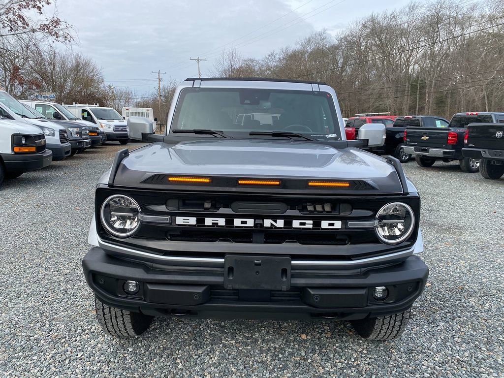 Used 2023 Ford Bronco Outer Banks image 3