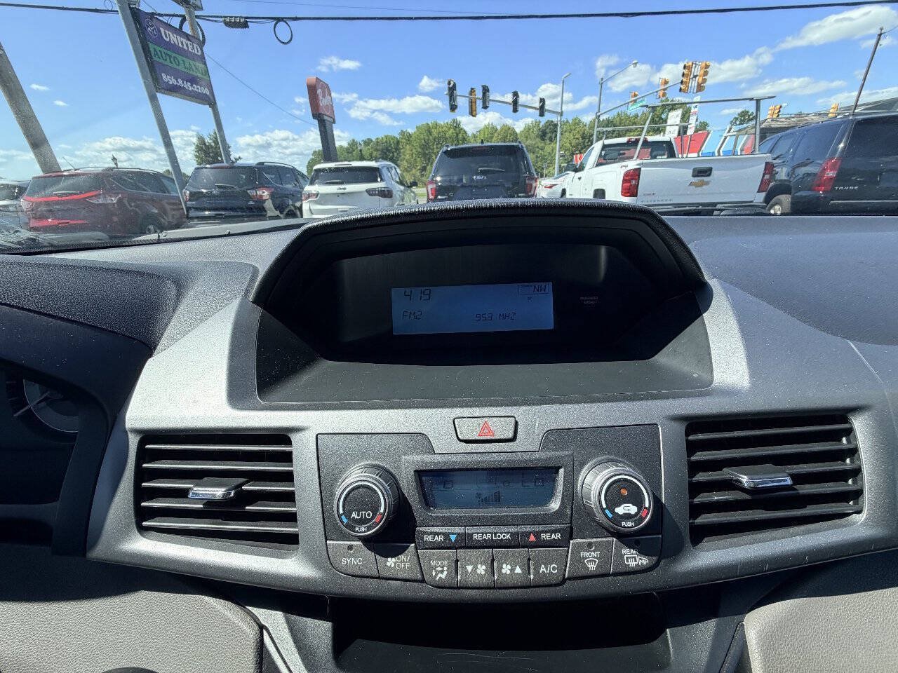 Used 2011 Honda Odyssey EX image 58