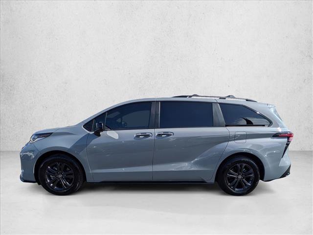 Used 2026 Toyota Sienna XSE AWD/4WD image 8