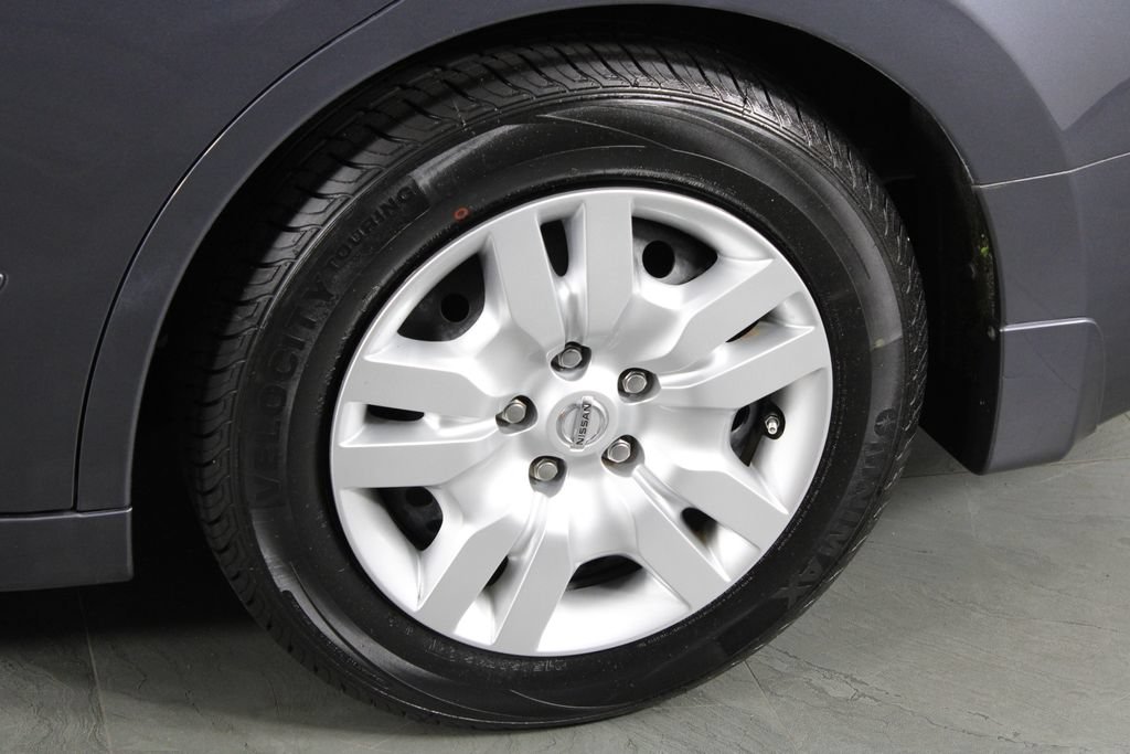 Used 2012 Nissan Altima 2.5 S FWD image 11