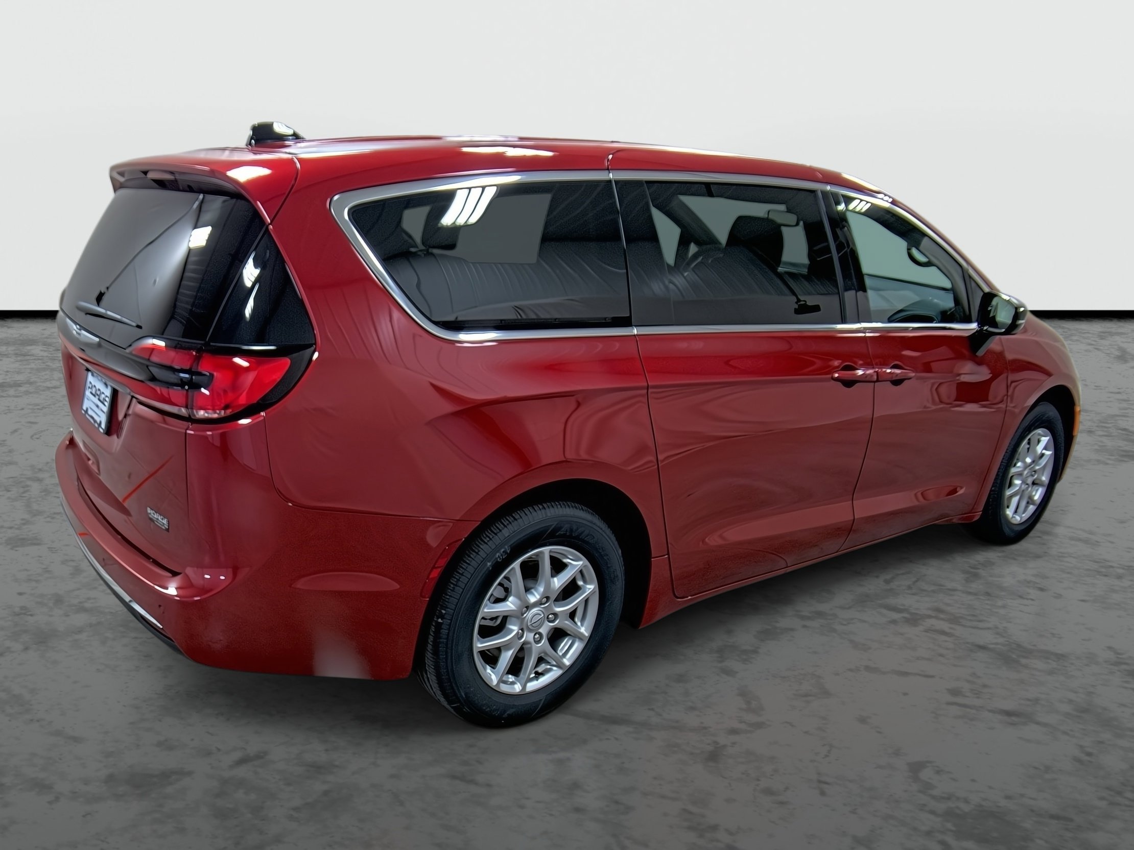 New 2026 Chrysler Pacifica Select FWD image 4