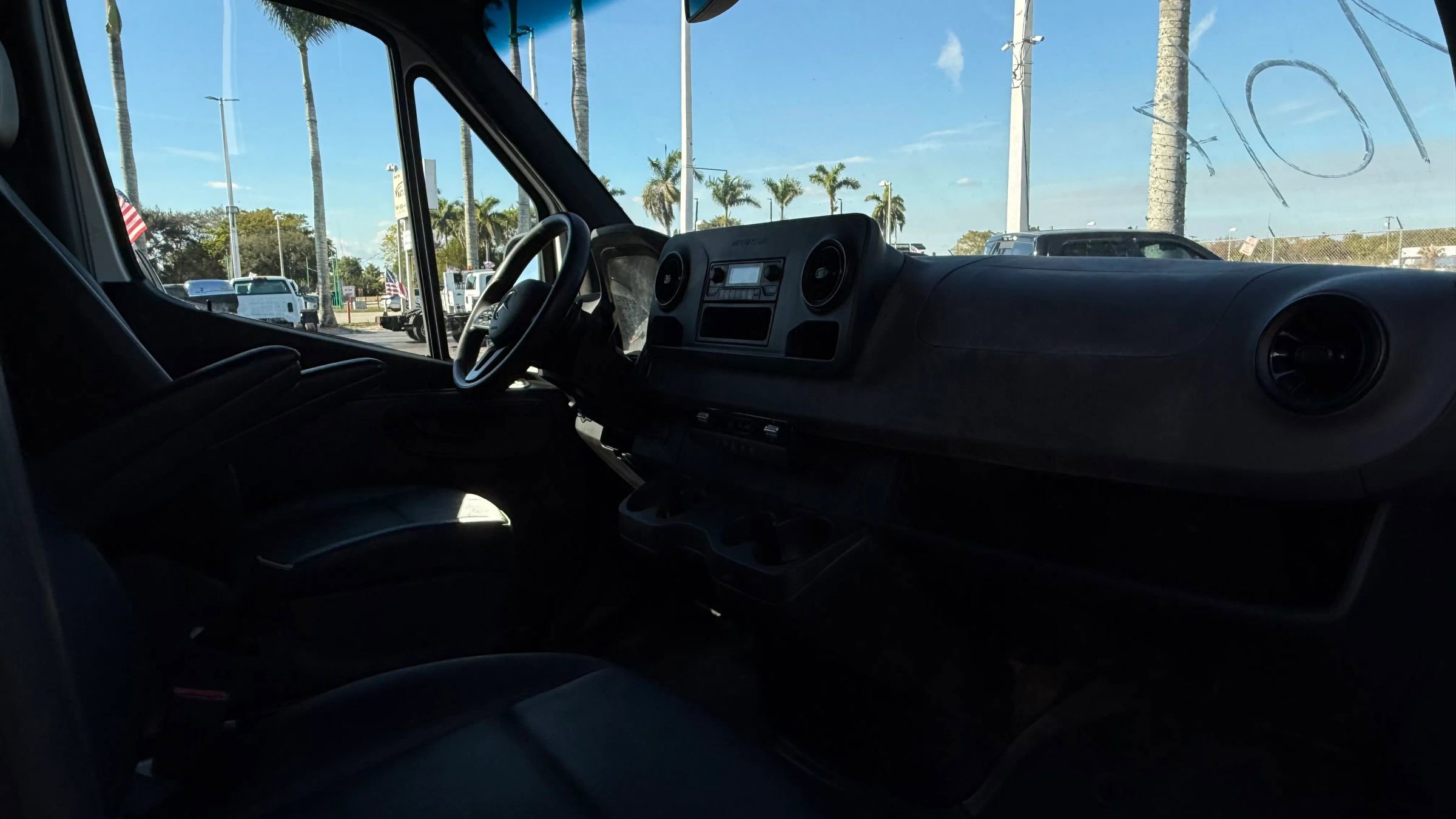 Used 2022 Mercedes-Benz Sprinter 2500 image 19