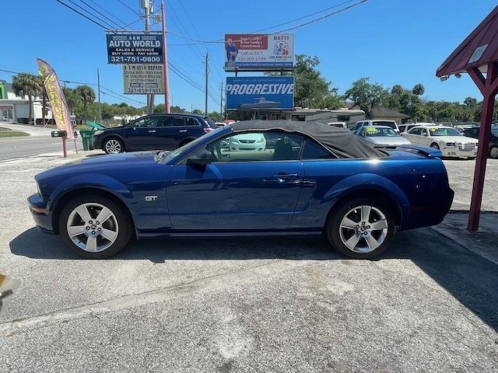 Used 2006 Ford Mustang GT RWD image 3
