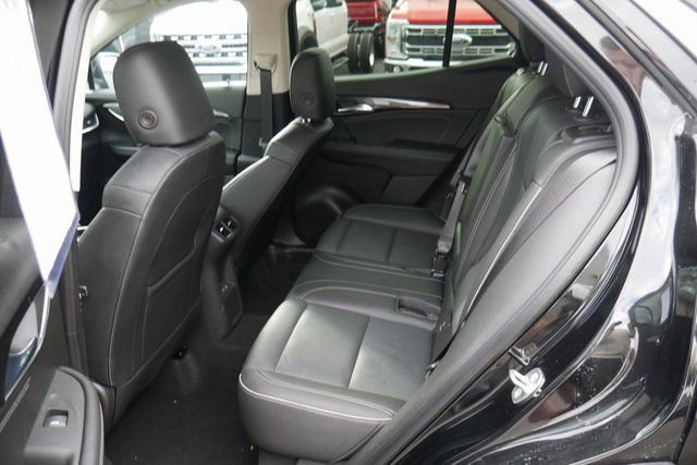 Used 2023 Buick Envision Essence image 24