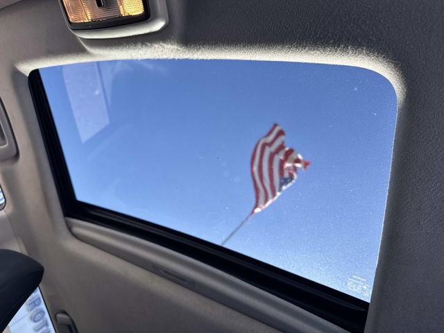 Used 2012 Toyota 4Runner SR5 w/ Convenience Pkg image 19