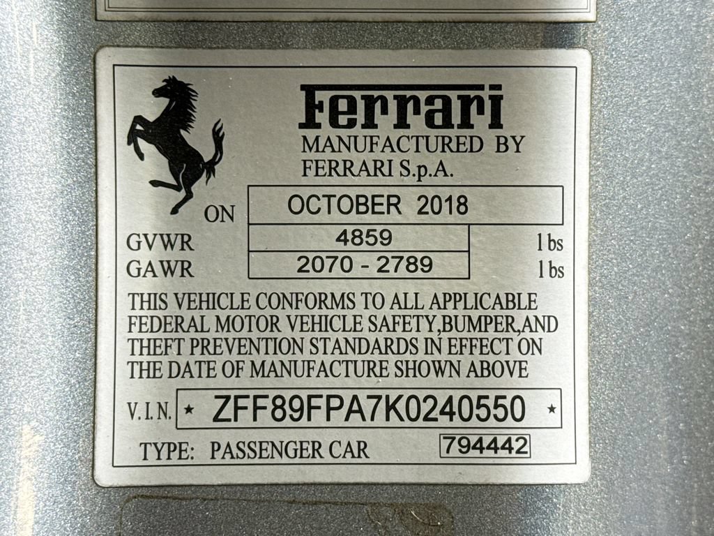 Used 2019 Ferrari Portofino RWD image 29
