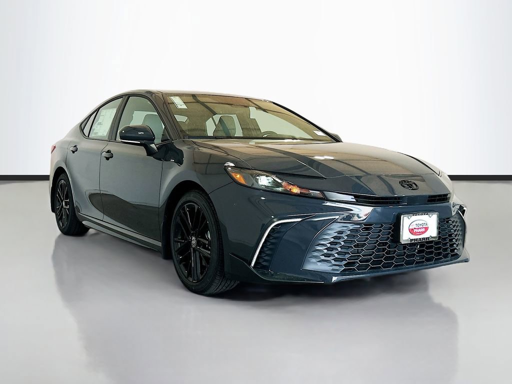New 2026 Toyota Camry SE image 3