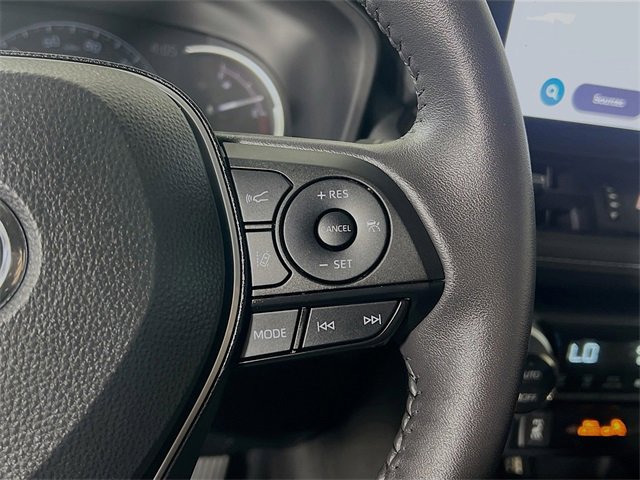 Used 2023 Toyota RAV4 XLE Premium image 17