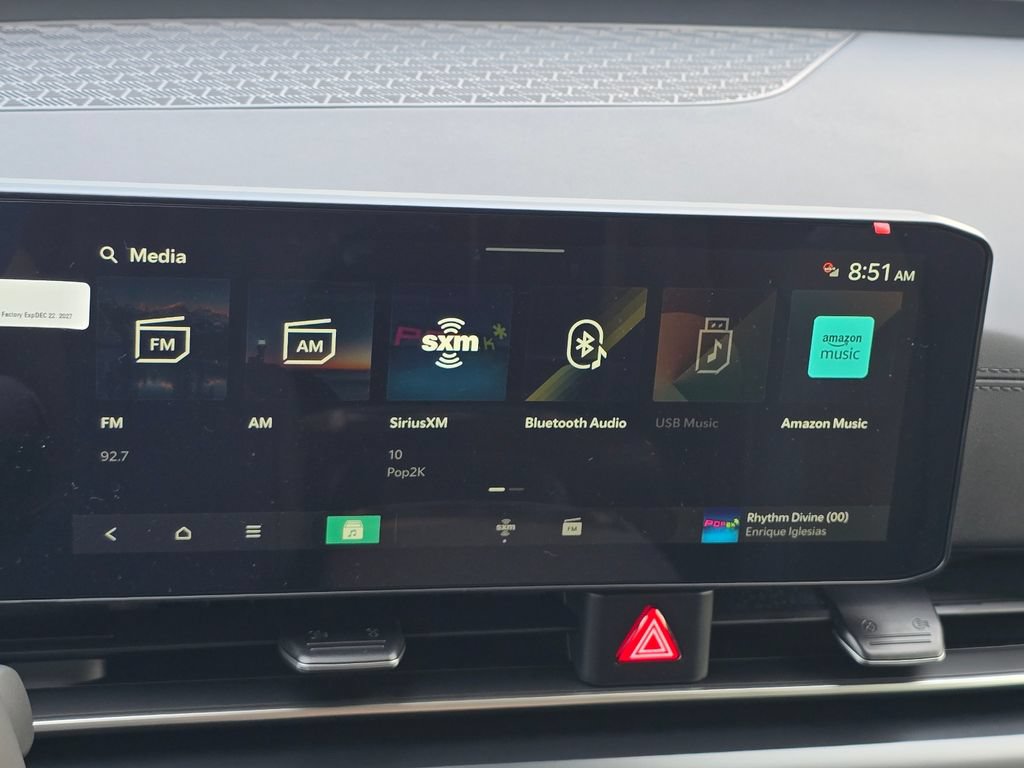 New 2027 Kia Carnival LX FWD image 14