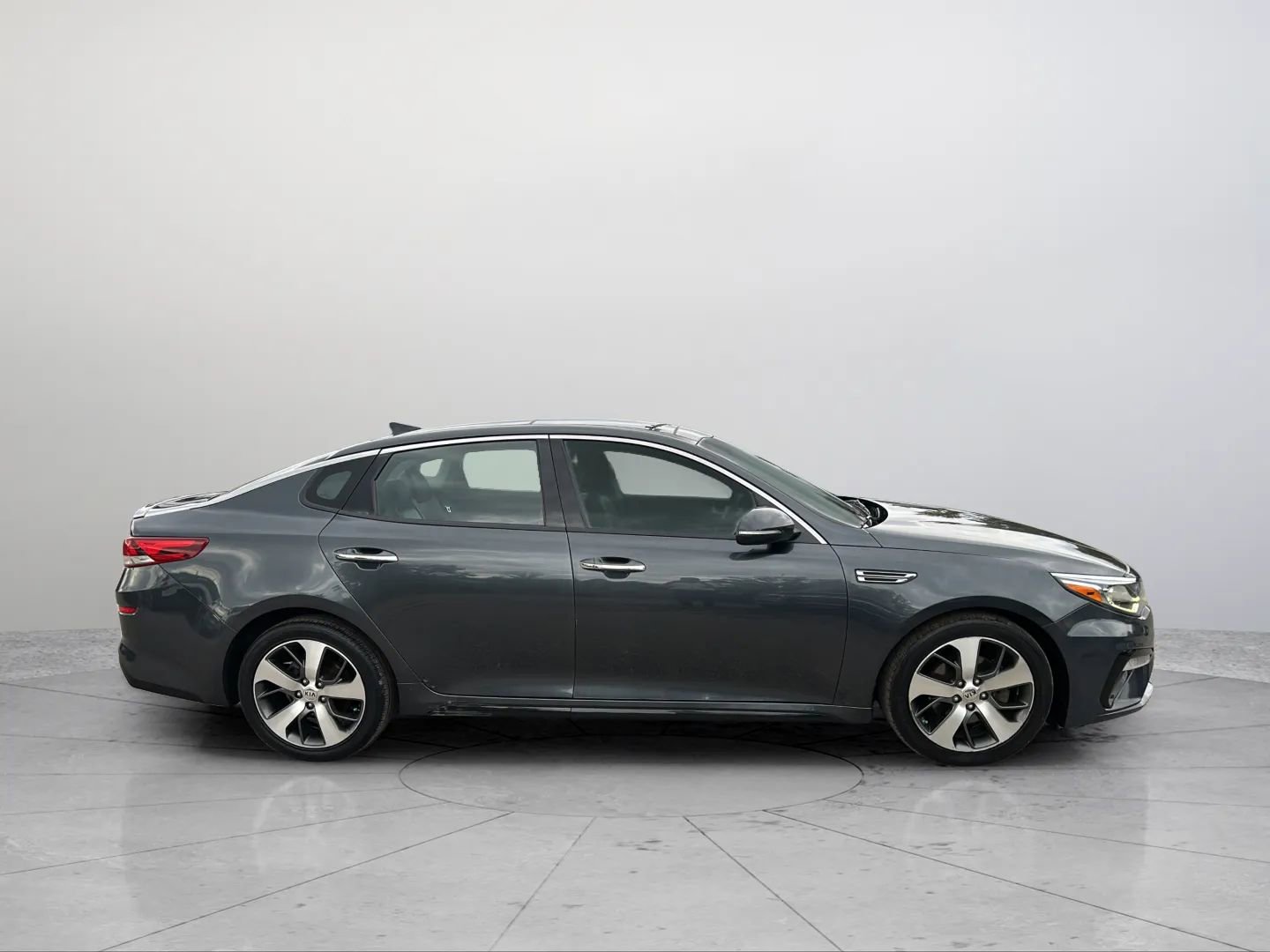 Used 2019 Kia Optima S w/ S Panoramic Sunroof Package image 12