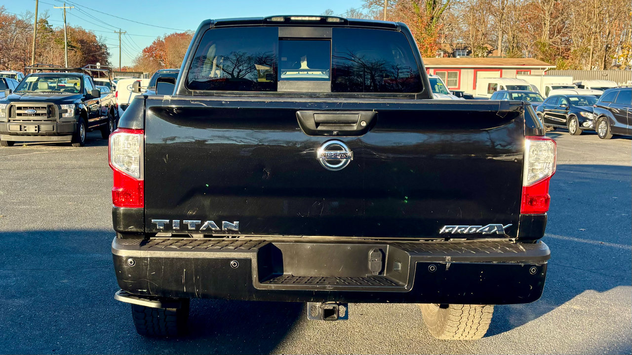 Used 2018 Nissan Titan PRO-4X w/ Pro-4x Convenience Package image 7