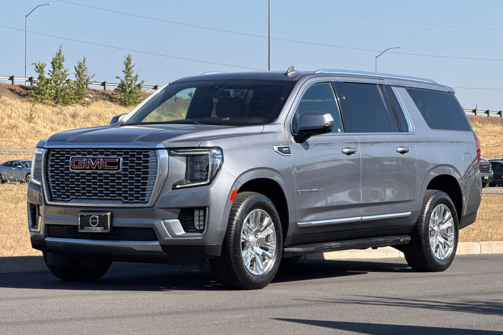 Used 2022 GMC Yukon XL Denali AWD/4WD image 7